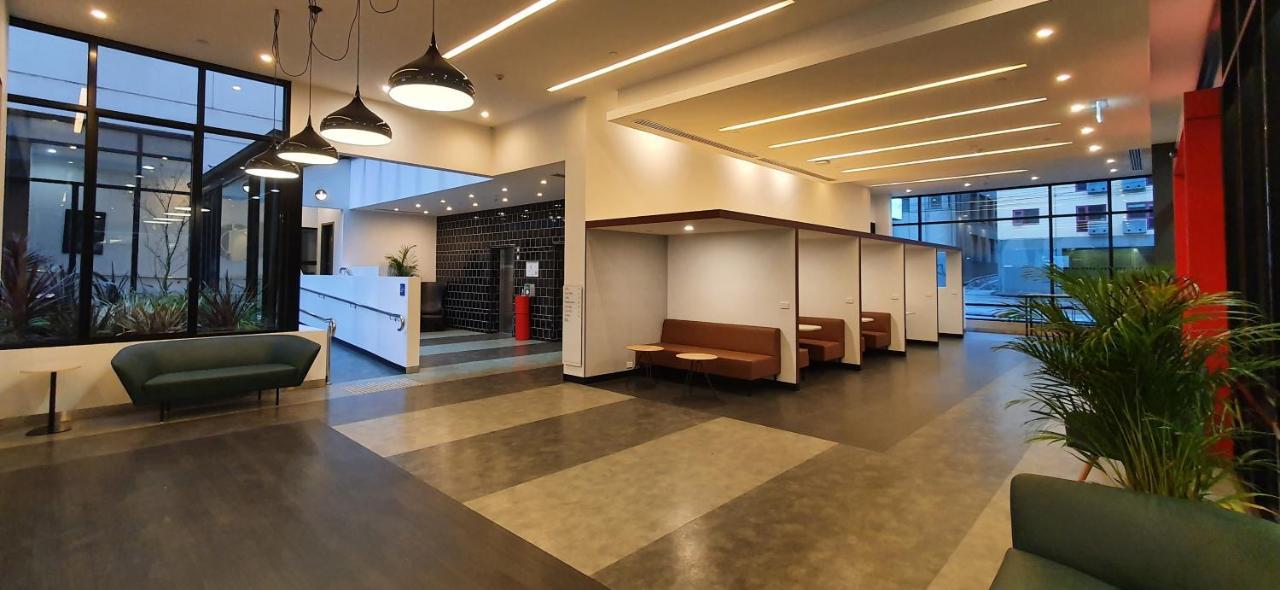 Essence Hotel Carlton Melburne Exterior foto